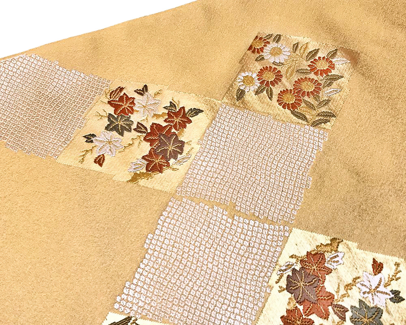 九寸名古屋帯 松皮小袖文 – 着物道楽みなとや