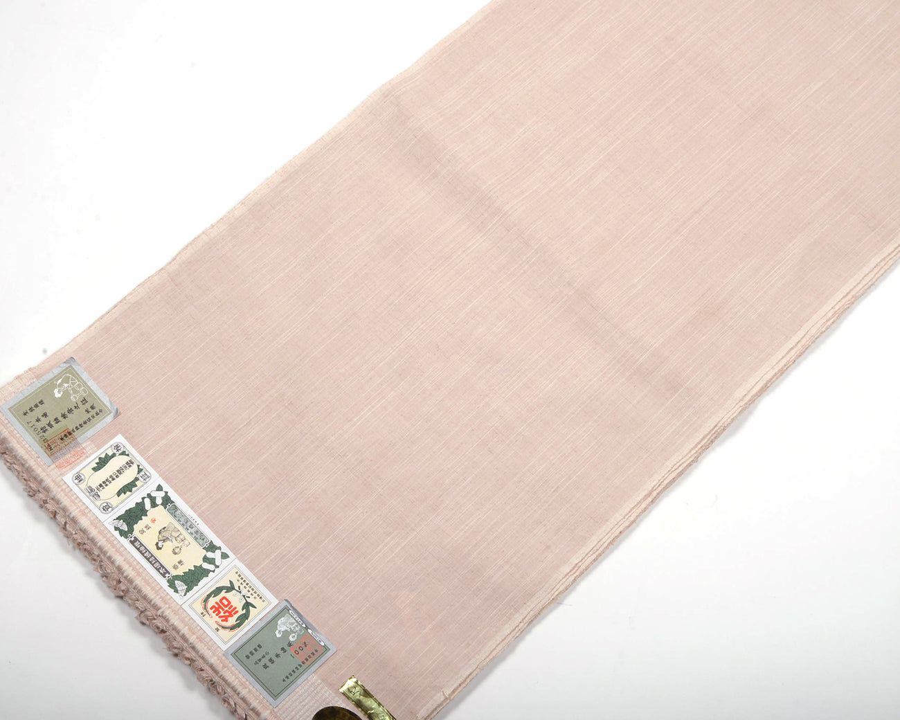 本場結城紬（地機） ベージュピンク 乱縞 – 着物道楽みなとや